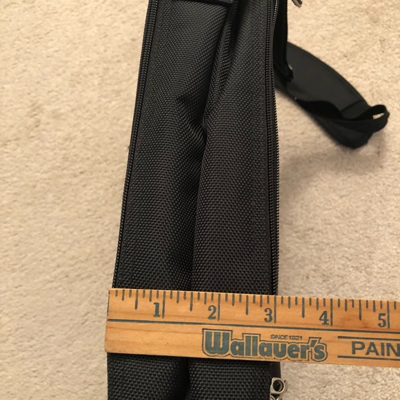 IBM Vintage Laptop Bag. - Picture 7 of 9